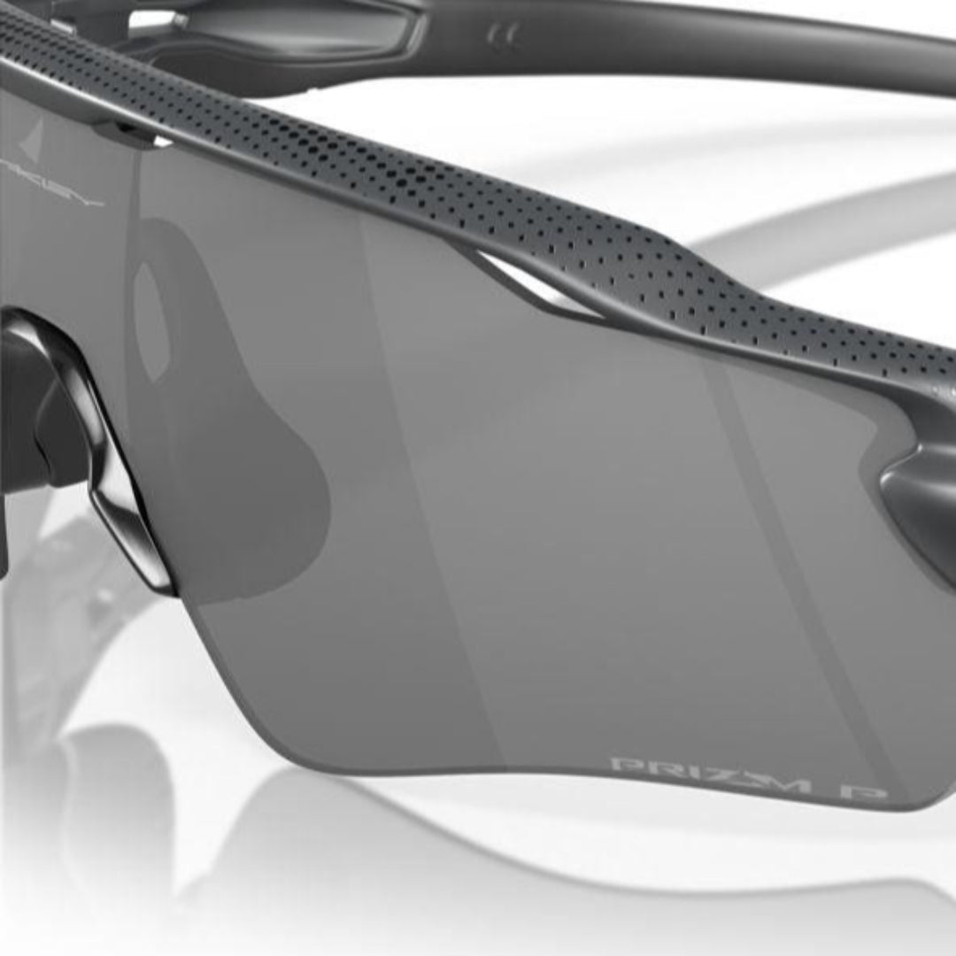 Oakley Radar EV Path High Resolution Carbon/Prizm Black Polarized 0OO9208-9208D3