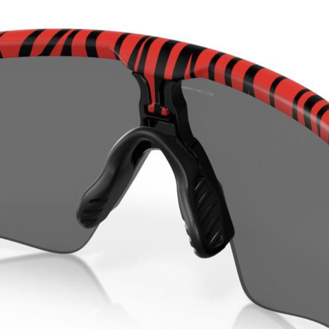 Oakley Radar EV Path Red Tiger/Prizm Black 0OO9208-9208D1